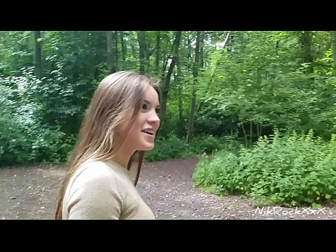 ❤️ Ek het vir Evelina voorgestel dat ons in 'n publieke plek naai! Sy het ja gesê. Toe genaai ek haar in die gat en kom in haar mond. Toe vis sy haarself. ☑  Seks by porn af.fuxporn-com.ru ❌️❤